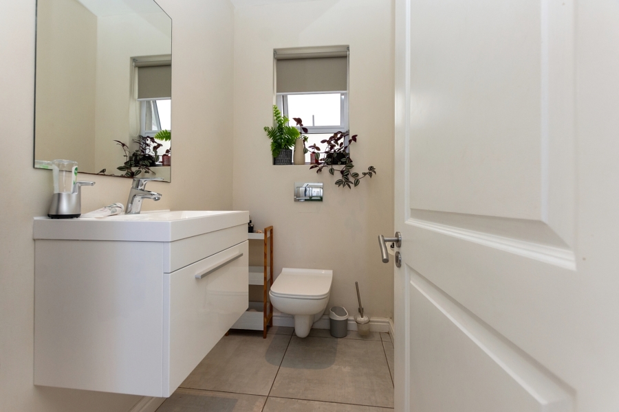 3 Bedroom Property for Sale in Langebaan Country Estate Western Cape